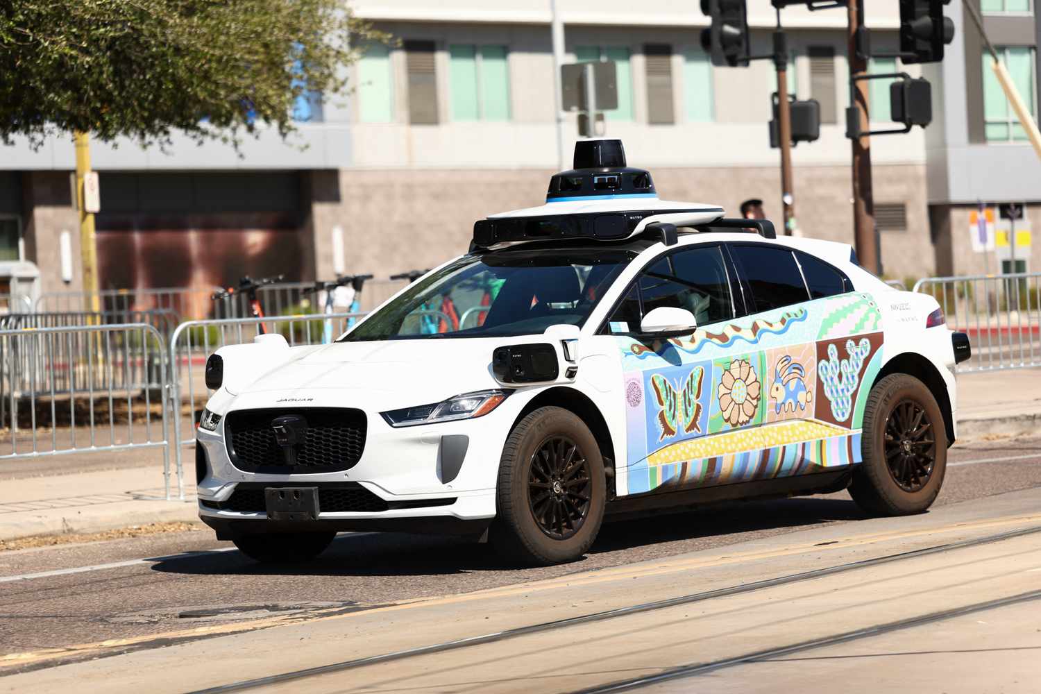 LYFT