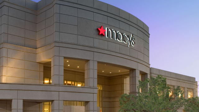 Macy's Stock Is Sinking. Buyout Talks End Without a Deal.