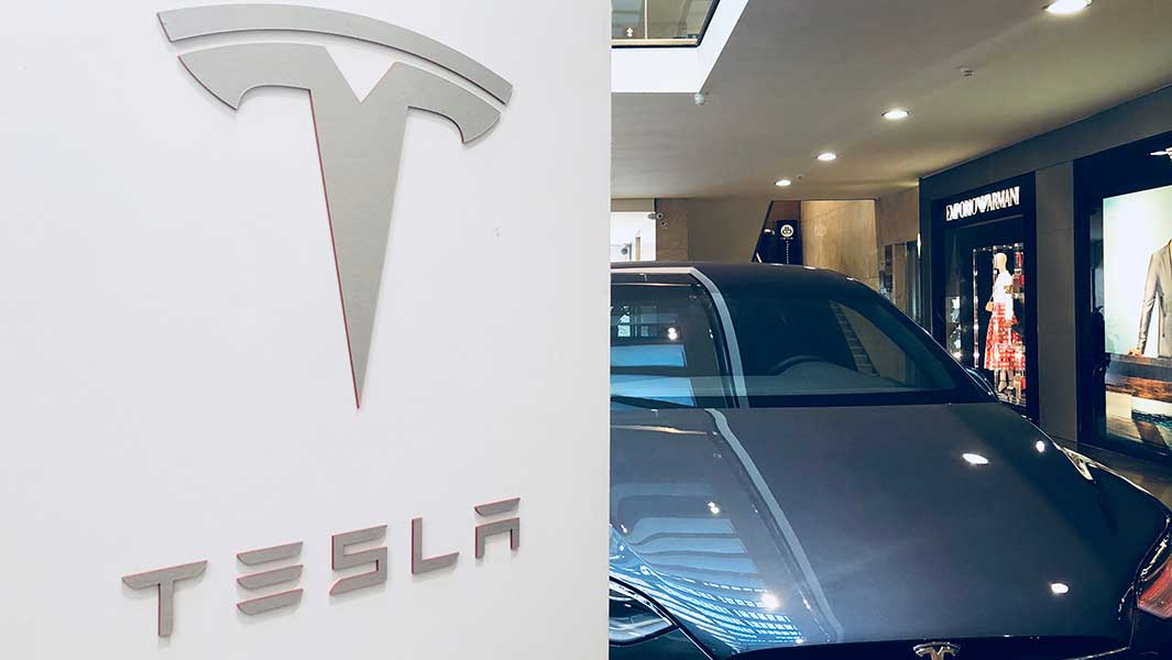 Magnificent Seven Stocks: Nvidia Stock Rallies, Tesla Slides