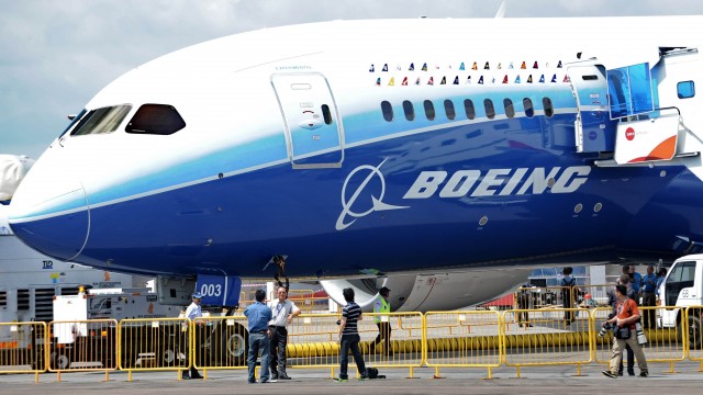 Managers at Boeing's largest factory 'hound mechanics' to keep quiet about safety concerns, employee says