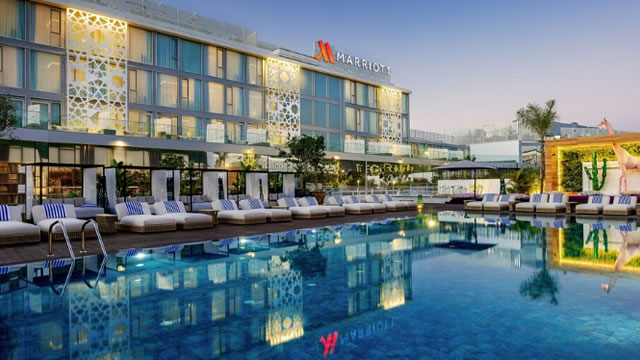 MAR Q2 Earnings Beat Estimates, Revenues Miss, RevPAR Rises