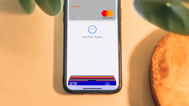 Mastercard Sales Rise on Payment Network Growth