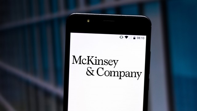 https://images.financialmodelingprep.com/news/mckinsey-partner-is-charged-with-insider-trading-tied-to-goldman-20211110.jpeg