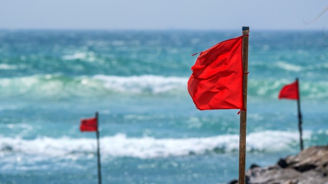 https://images.financialmodelingprep.com/news/mdiv-65-yield-etf-with-red-flags-20221207.jpg