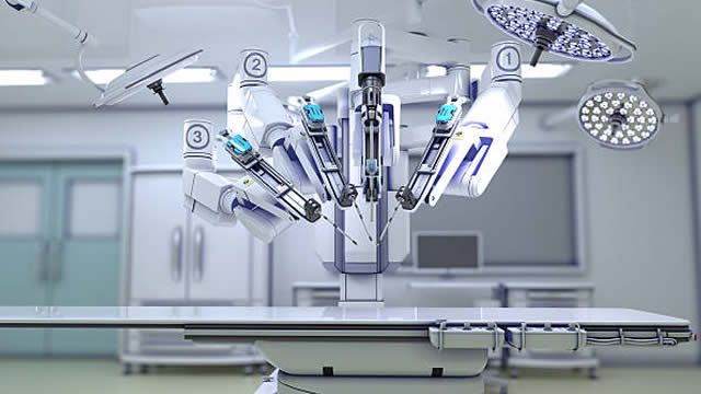 Foto von MedTechs Adjust 2025 Outlook Amid Tariffs: What Investors Need to Know
