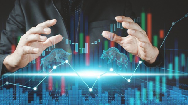 Medtronic (MDT) Q4 Earnings Beat Estimates, Margins Down