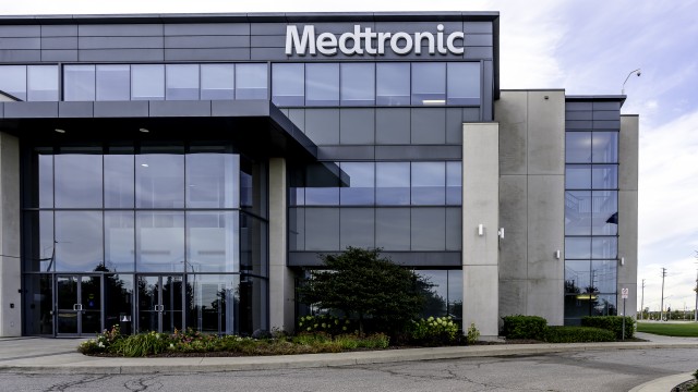 Medtronic: Net Income Could Fall $3.38B, The Stock Would Still Be Undervalued