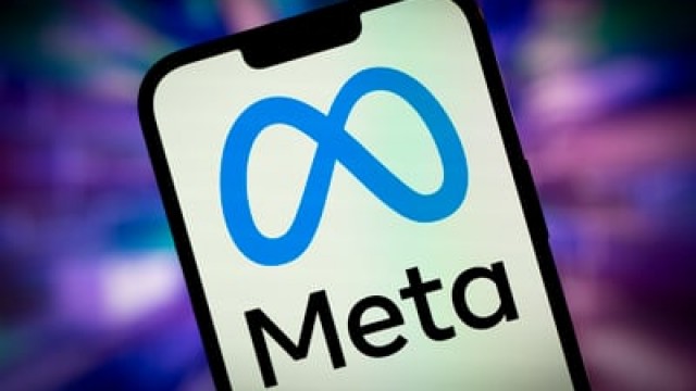 Meta Platforms Spent $6.7 Billion on Artificial Intelligence (AI) Data Centers Last Quarter, but It Spent Twice as Much on This 1 Thing