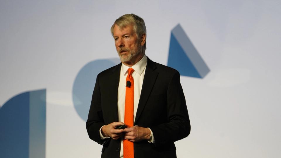 Michael Saylor's Strategy dominates DAT bitcoin buying as treasury demand collapses