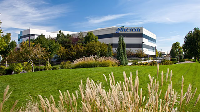 Micron Stock Tumbles as Profit, Revenue Outlook Disappoint