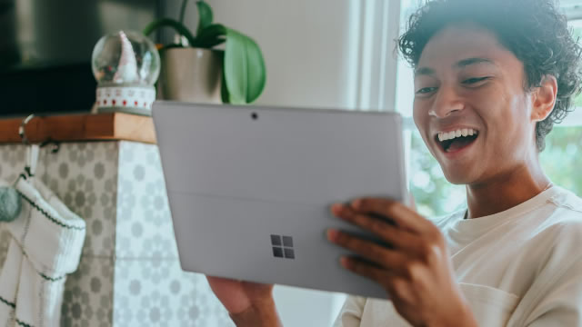 Microsoft Market Value Plunges By $1 Trillion