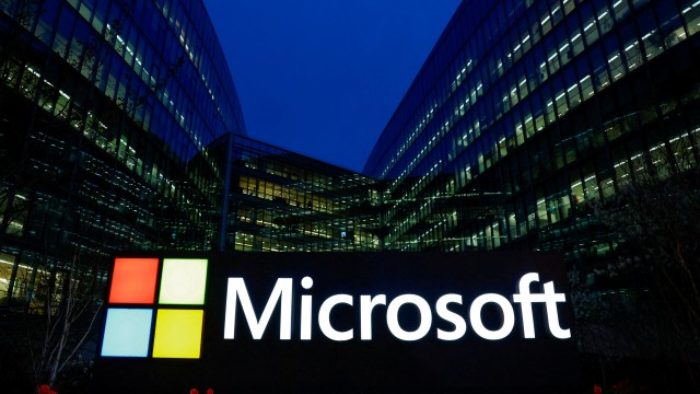 Microsoft offers cloud customers AMD alternative to Nvidia AI processors