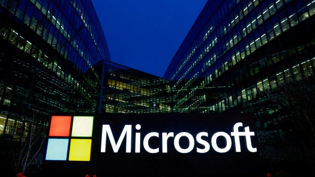 Microsoft talks up tools for making AI software