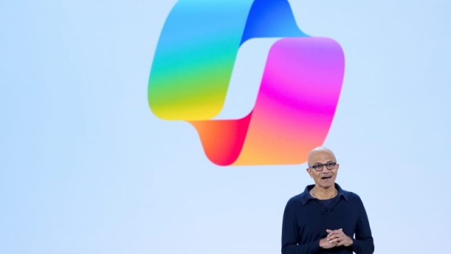Microsoft's AI chatbot will have ‘photographic memory' of everything you do on a PC