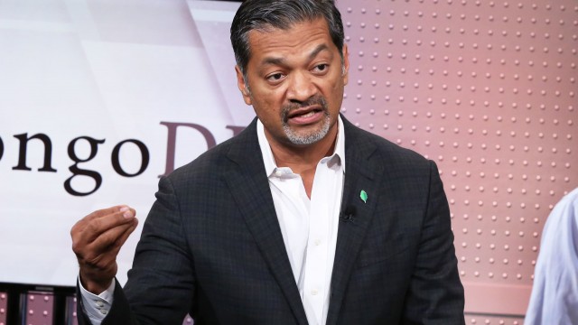 MongoDB shares sink 23% after management trims guidance