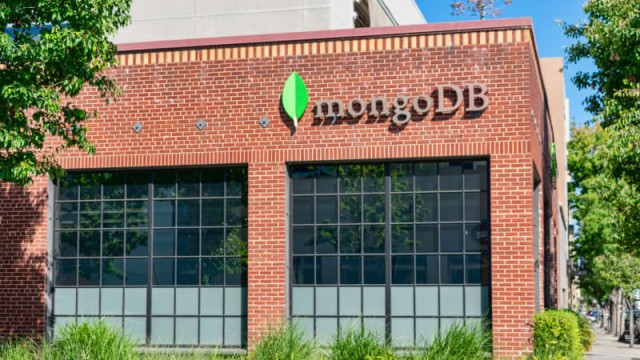 MongoDB's stock set to tumble by a quarter as management voices caution