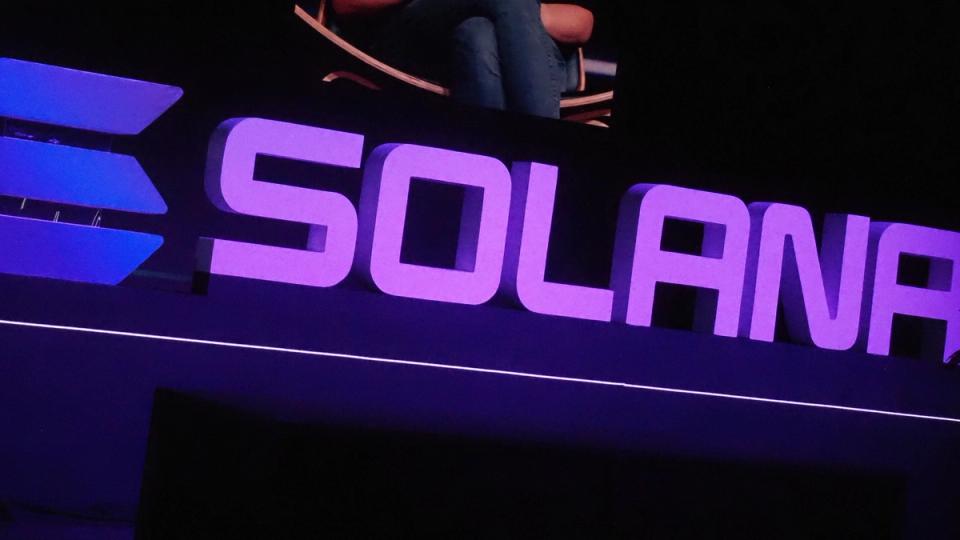 Moody's rolls out credit ratings on Solana in tokenized asset push