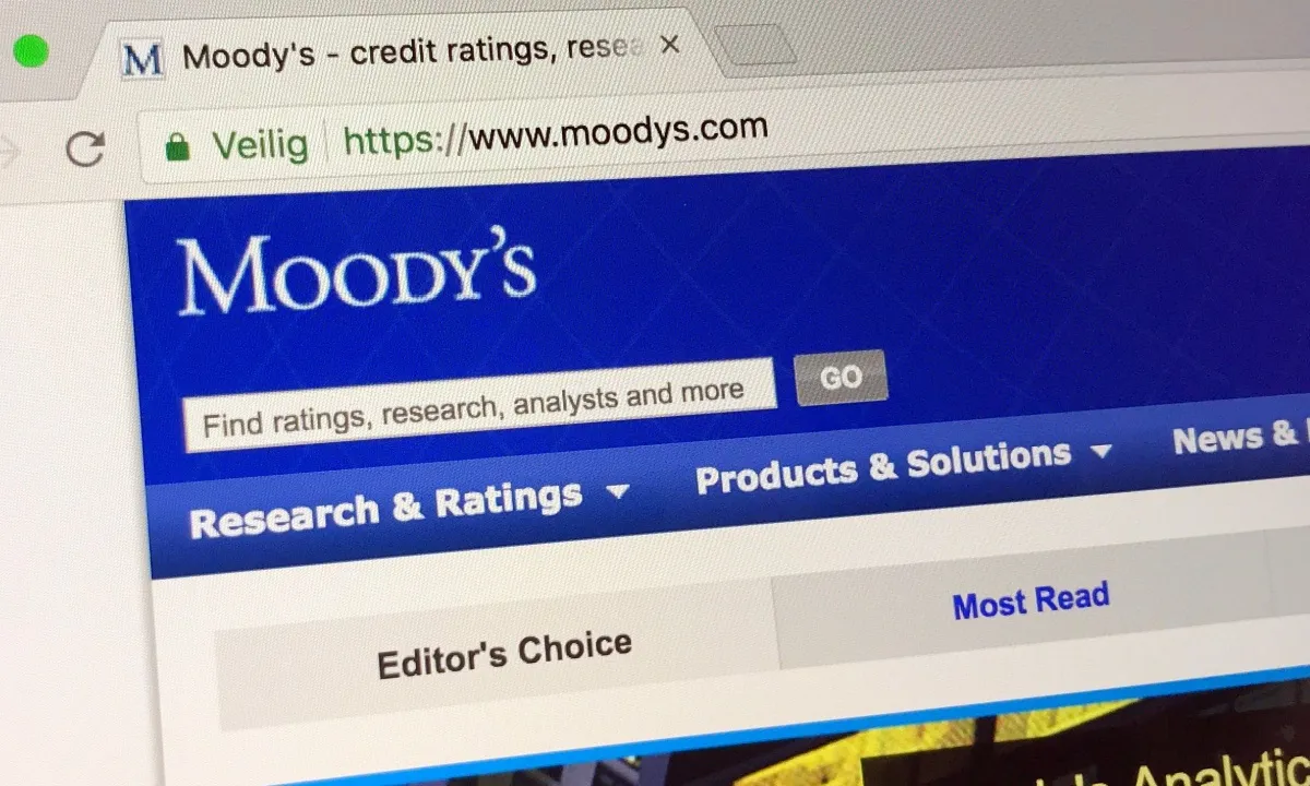 ภาพบทความสำหรับ Moody's ถึง Walmart: บริษัทต่างๆ ในอเมริกาเดิมพันกับตัวแทน