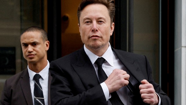 Musk offers factory tours to investors as he seeks support for his pay package