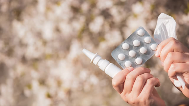 Nasal spray alternative to EpiPen for allergic reactions approved by FDA