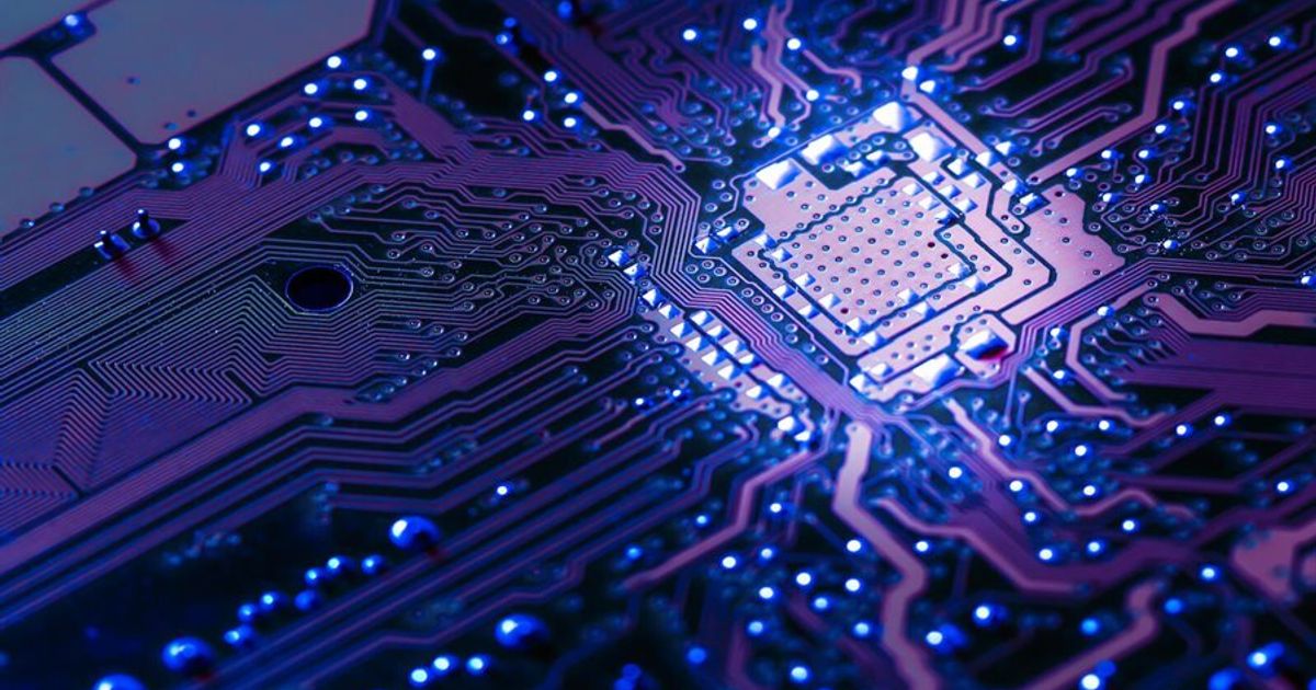 Nasdaq set to gain as chips in favor again, as oil rebounds