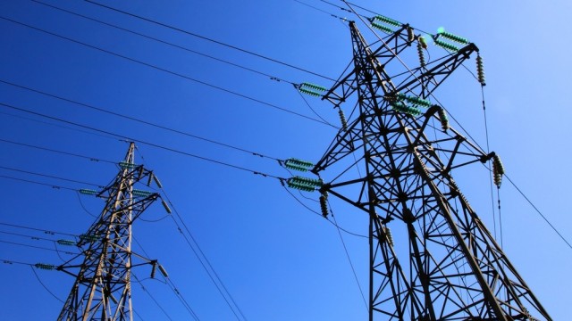 National Grid slumps after announcing £7bn fundraise