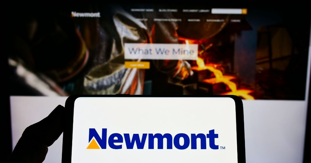 Newmont posts strong Q3 on record cash flow; shares fall on Q4 warning