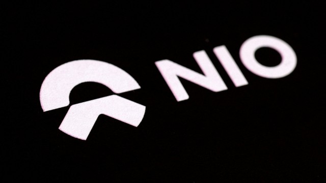 Nio, China's FAW group to cooperate on battery charging, swapping
