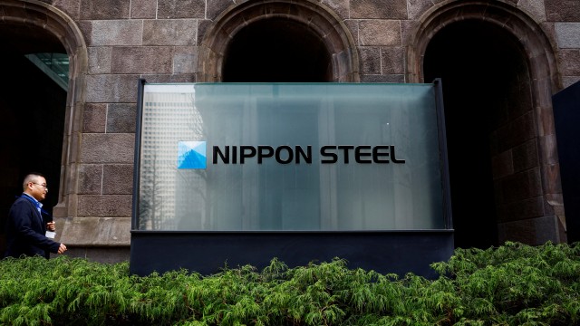 Nippon key negotiator to meet U.S. Steel staff in Pittsburgh, Bloomberg News reports