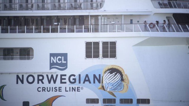Norwegian Cruise Line's stock looks very attractive for these reasons, analyst says