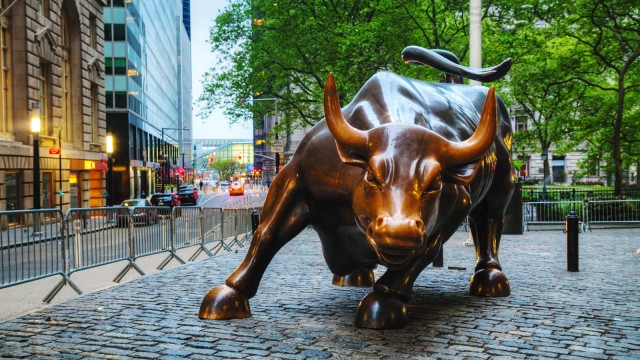 Now Is the Time to Buy Stocks: Experts' 3 Top Picks