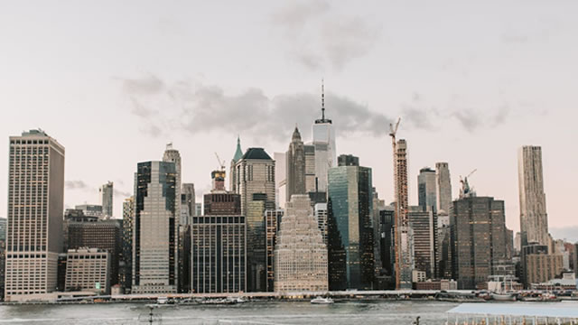 nyses-most-famous-trader-uses-these-indicators-to-navigate-20250424.jpg