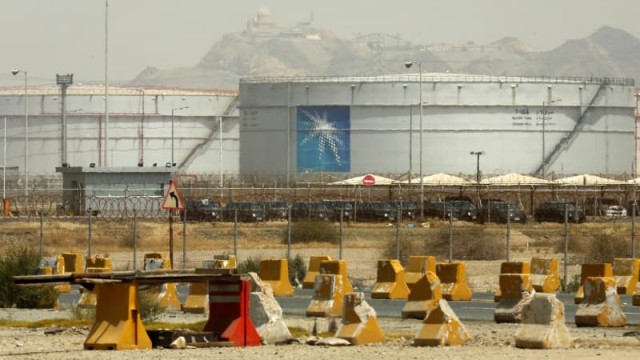 Oil giant Saudi Aramco offers a second stock tranche worth billions of dollars