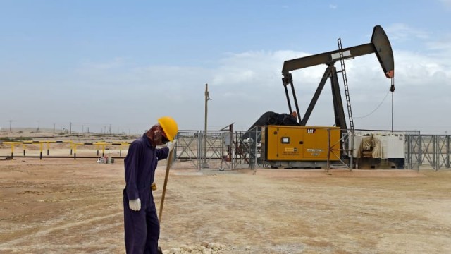 Oil prices bounce as traders look ahead to OPEC+ decision on production cuts