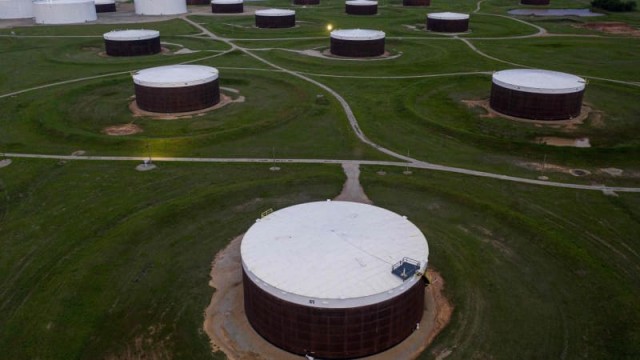 Oil prices rise after industry data shows fall in U.S. crude, gasoline inventories