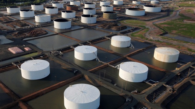 Oil storage rise supports case for keeping OPEC+ cuts, sources say