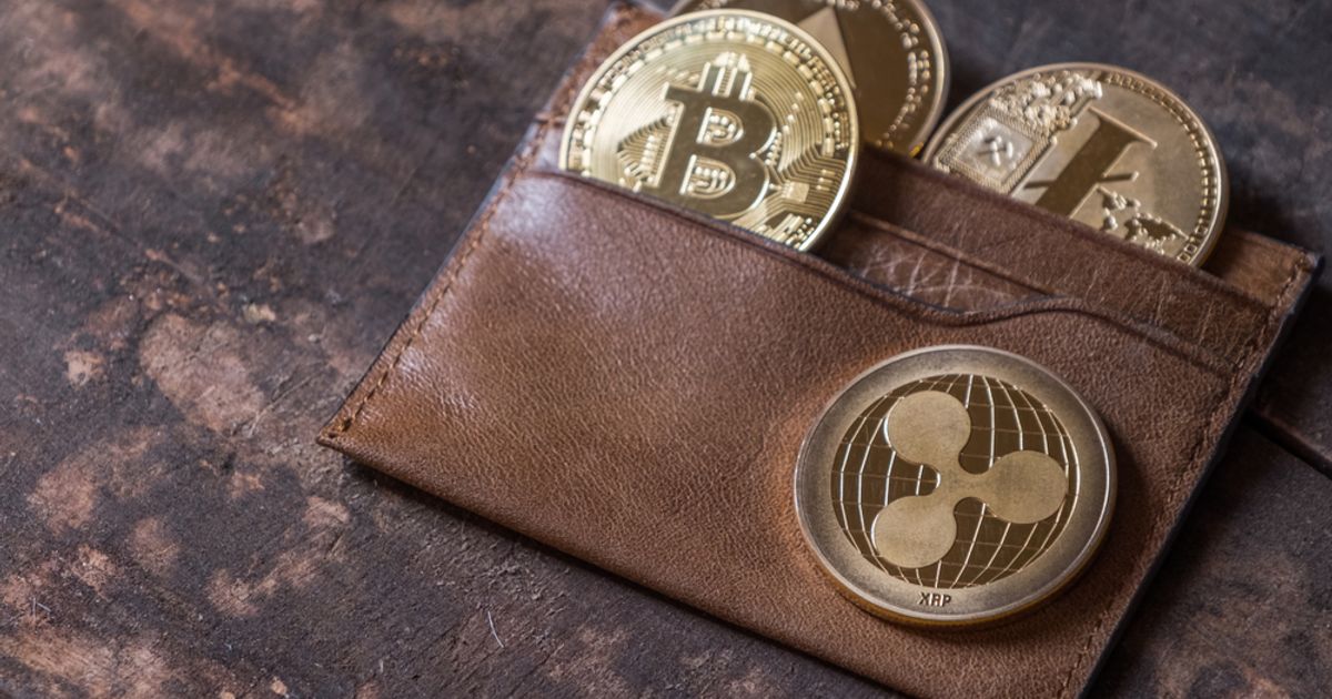 On the Chain: Bitcoin stalls near US$77,000 as rate fears test August rally
