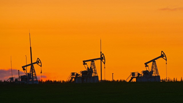 OPEC+ discuss keeping voluntary oil cuts until year-end, sources say
