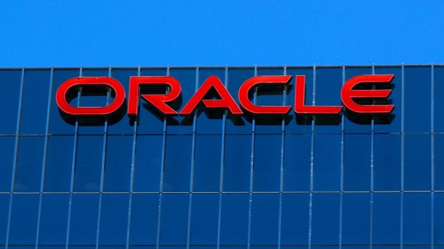 https://images.financialmodelingprep.com/news/oracle-gains-eu-green-light-for-283-billion-cerner-20220602.jpg