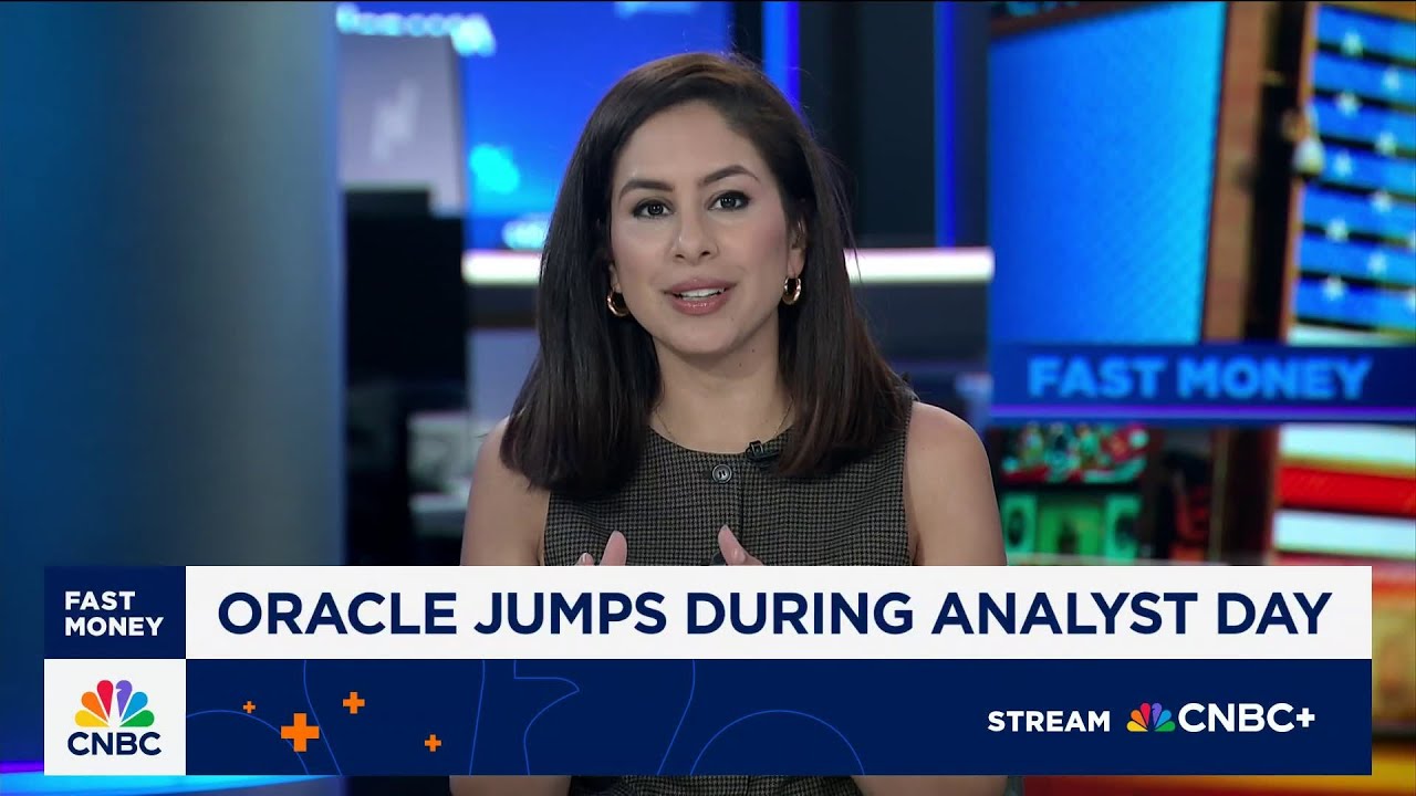 Oracle shares jump more than 3% during analyst day