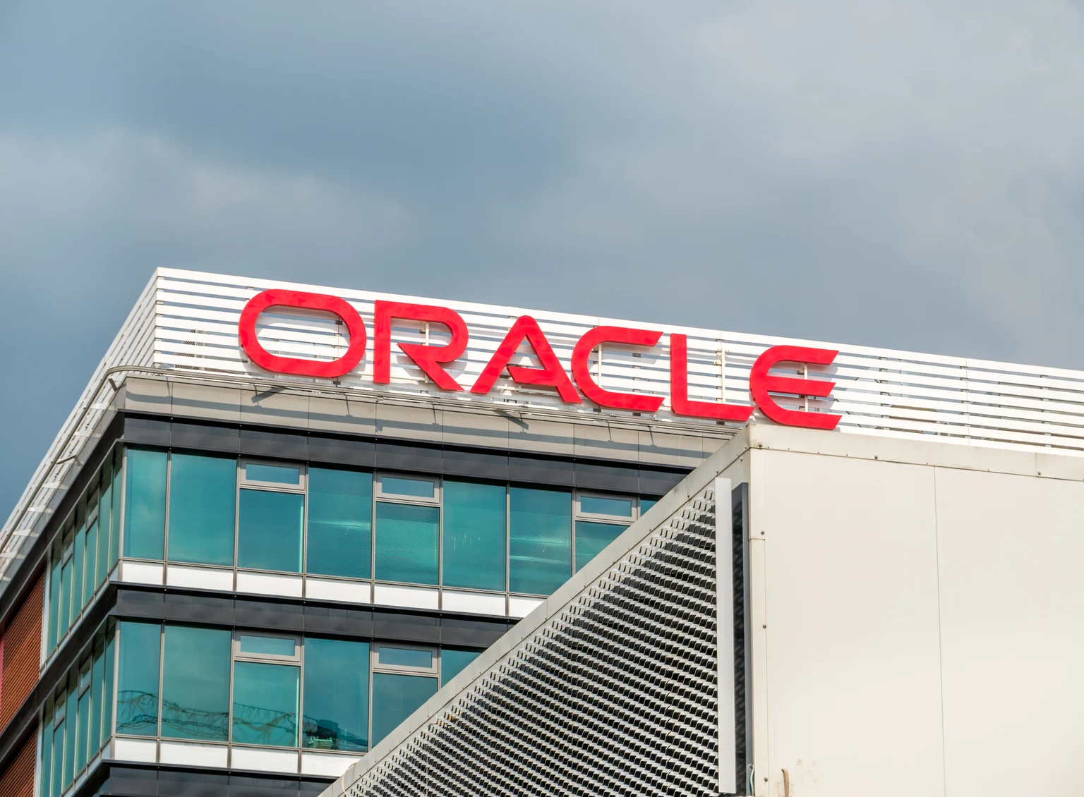 Oracle's $455B AI Dream Is A Nightmare For Its Balance Sheet