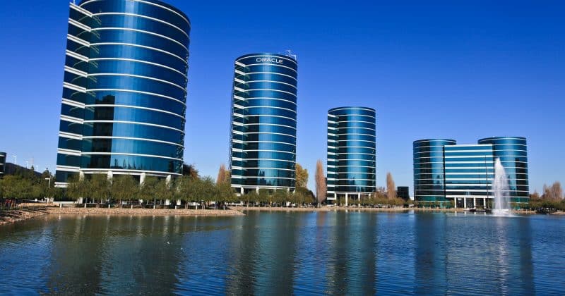 Oracle's AI spending exceeds estimates, raises debt concerns that ripple into crypto markets