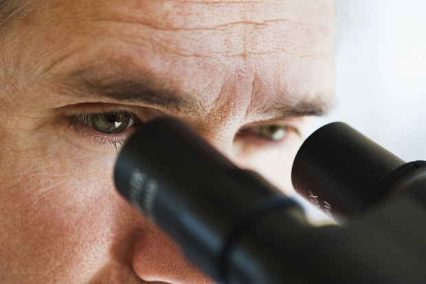 OTLK Stock Crashes 54% as FDA Issues Second CRL for Eye Disease Drug