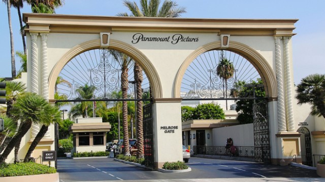 Paramount Merger Not Yet Wrapped, BBWI Beats with Lower Guidance