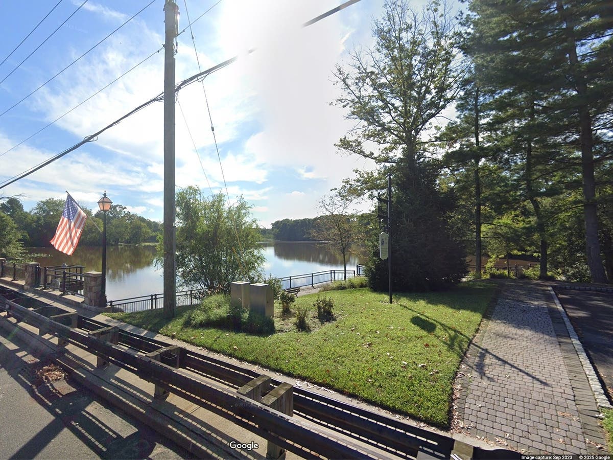 Parks Closed Due To Bird Flu Deaths Reopen In Allentown