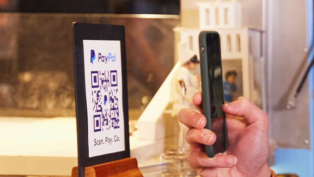 PayPal Adds New Physical PayPal Credit Card for in-Store Purchases
