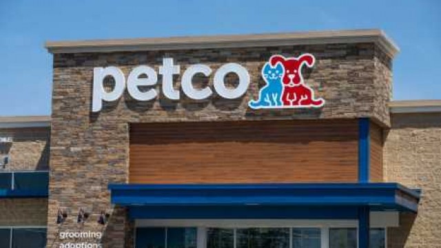 Petco Rethinks Its Merchandise to Woo Pet Parents as Sales Dip