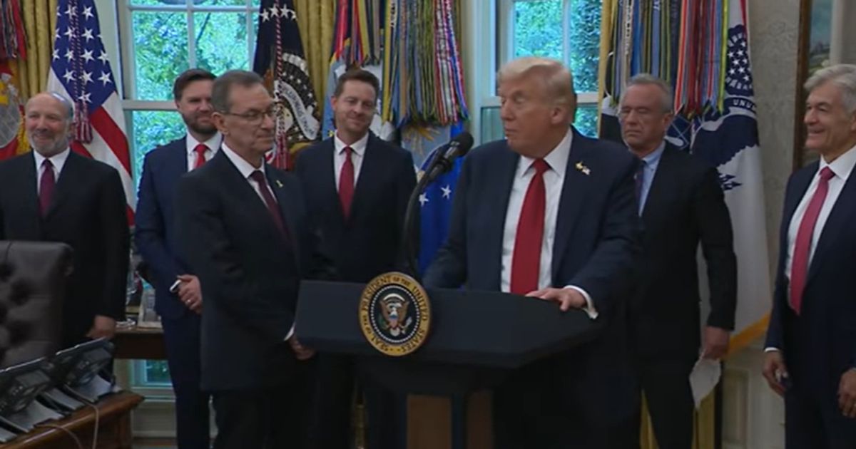 Pfizer first to offer 'major discounts' to US customers via govt website, says Trump