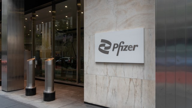 Pfizer: Potential Double-Digit Upside Combined With High Dividend Yield
