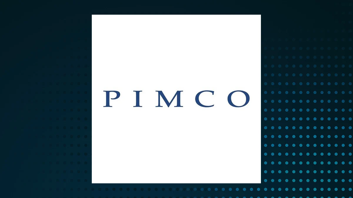https://images.financialmodelingprep.com/news/pimco-income-strategy-fund-nysepfl-shares-cross-below-200day-20251218.jpg